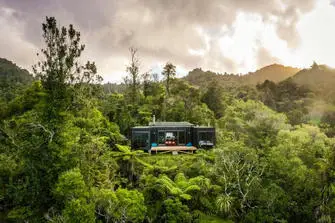 Thriving in Solitude: Off-Grid Living In A 5x 20ft Shipping Container Home