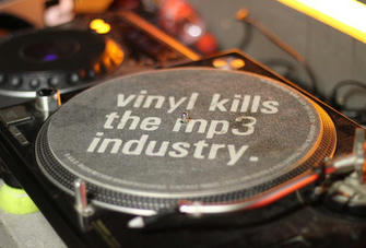 Why the Sound of Music on Vinyl is Making a Comeback