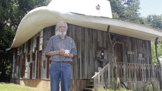 From Trash to Treasure: The Fascinating and Sustainable Homes of Dan Phillips