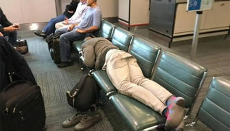 Funny Airport Photos That Will Make You Laugh